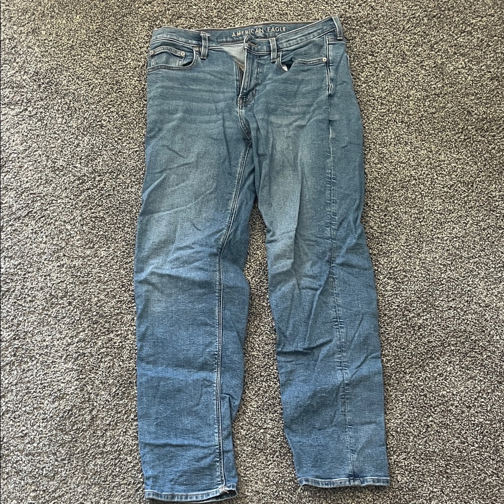 American Eagle Outfitters Women’s 10 Long 90s Straight Jeans